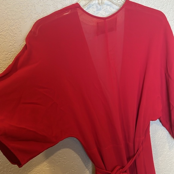 Reformation Winslow Wrap Kimono Sleeve Maxi Dress
Lipstick Cherry Red SZ XSmall - Picture 15 of 16